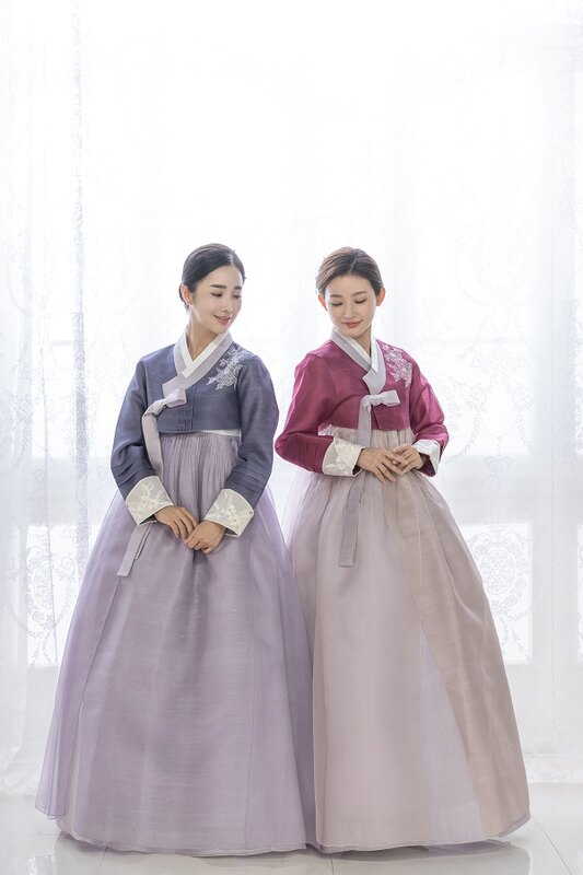 먹보라 자주 커플한복
